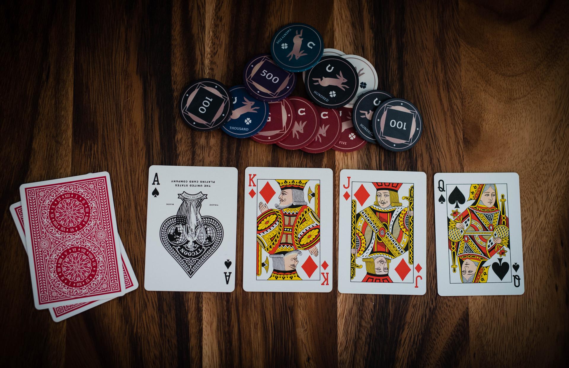 Torneios de Poker Online – Descobre Em Que Casinos Jogar